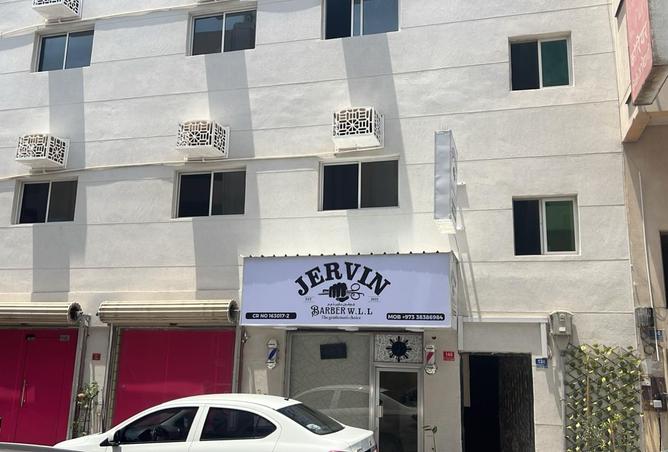 910786 - Property Image 2