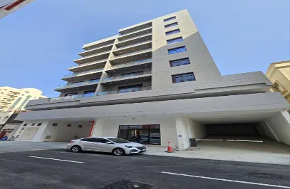 عمارة بالكامل - استوديو - 8 حمامات للبيع في الجفير - محافظة العاصمة