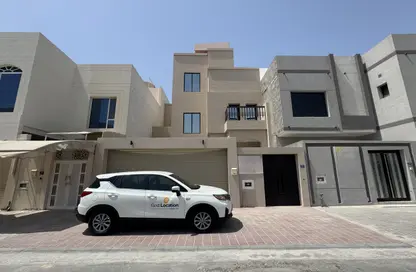 Villa - 3 Bedrooms - 5 Bathrooms for sale in Busaiteen - Muharraq Governorate
