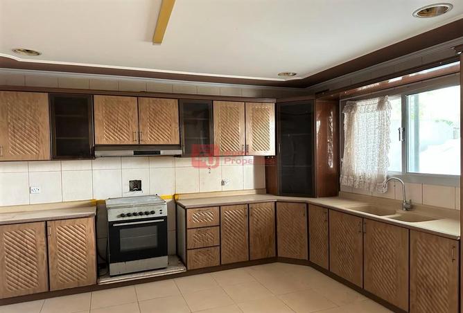 Villa - 5 Bedrooms - 3 Bathrooms for rent in Al Markh - Northern Governorate