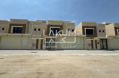 فيلا - 5 غرف نوم - 6 حمامات للبيع في دمستان - المحافظة الشمالية