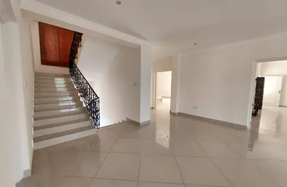 Villa - 5 Bedrooms - 6 Bathrooms for rent in Saar - Northern Governorate