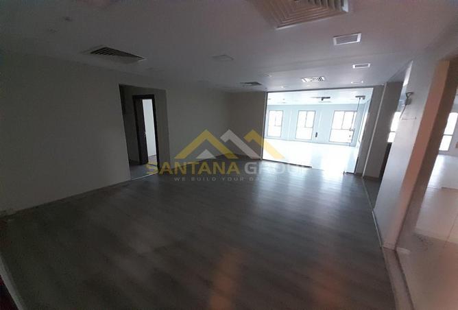 Office Space - Studio - 3 Bathrooms for rent in Seef - Capital Governorate