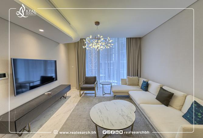 956323 - Property Image 2