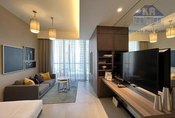 956564 - Property Image 2
