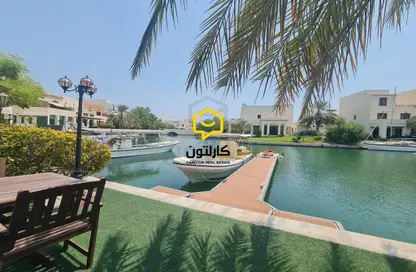 فيلا - 2 غرف نوم - 3 حمامات للايجار في مدينة المرسى - أمواج - المحرق