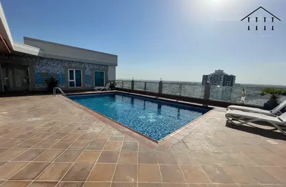 Apartment - 2 Bedrooms - 2 Bathrooms for rent in Sanabis - Manama - Capital Governorate