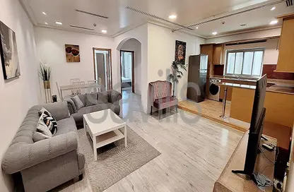 Apartment - 2 Bedrooms - 2 Bathrooms for rent in Mahooz - Manama - Capital Governorate
