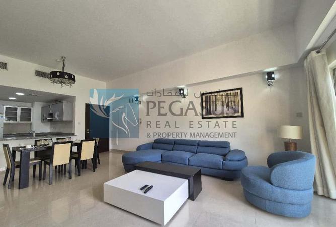960571 - Property Image 2