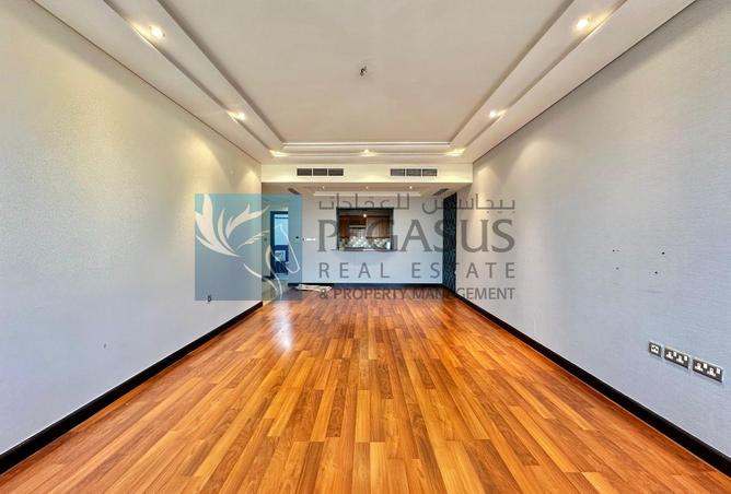 968258 - Property Image 2