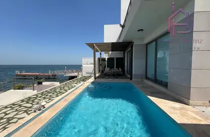 Villa - 4 Bedrooms - 5 Bathrooms for sale in Durrat Marina - Durrat Al Bahrain - Southern Governorate