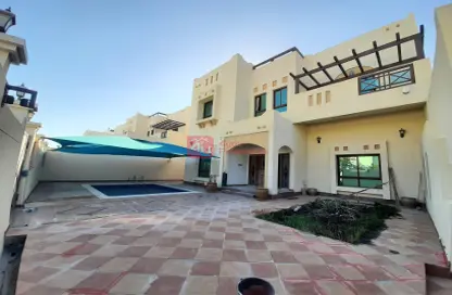 Outdoor House image for: Villa - 5 Bedrooms - 5 Bathrooms for rent in Hamala - Northern Governorate, Image 1