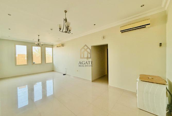 974630 - Property Image 2