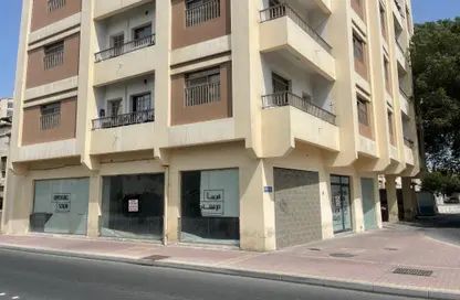 Shop - Studio for rent in Adliya - Manama - Capital Governorate