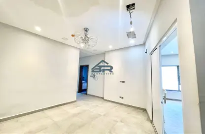 Apartment - 2 Bedrooms - 2 Bathrooms for rent in Galali - Muharraq Governorate