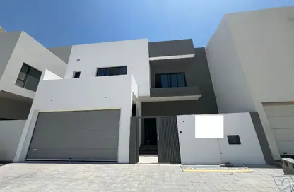 Villa - 4 Bedrooms - 5 Bathrooms for sale in Busaiteen - Muharraq Governorate