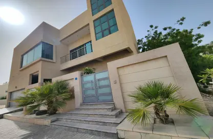Villa - 4 Bedrooms - 5 Bathrooms for sale in A'Ali - Central Governorate