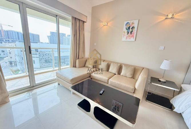 968921 - Property Image 2