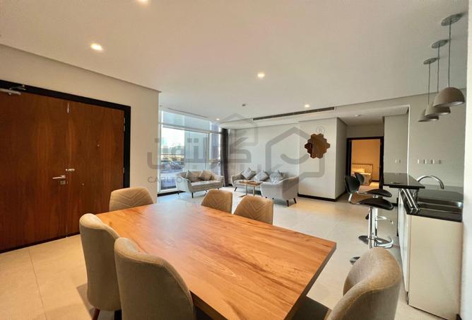 884690 - Property Image 2