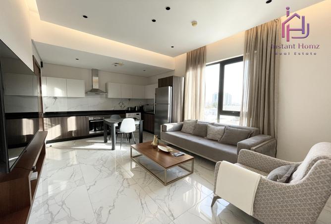 982207 - Property Image 2