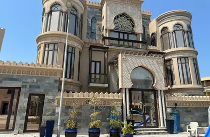 Villa - 4 Bedrooms - 6 Bathrooms for sale in Amwaj Islands - Muharraq Governorate