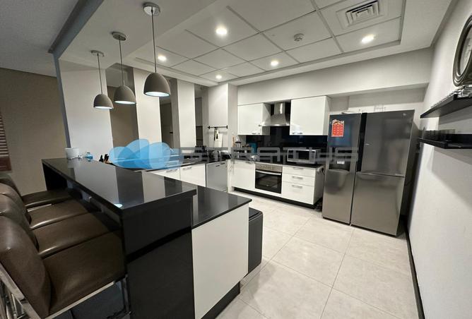 879612 - Property Image 2