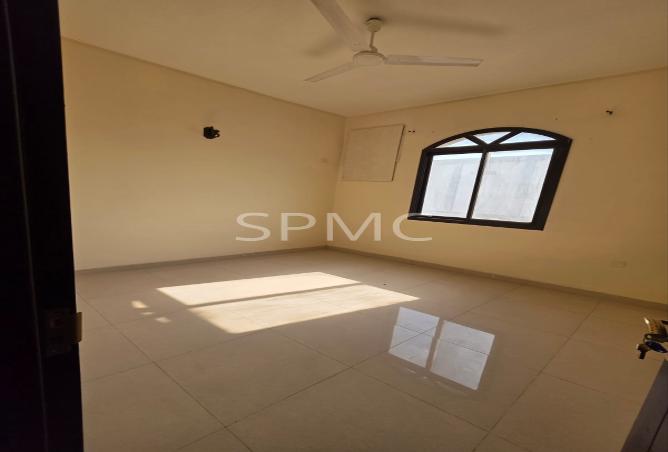 960938 - Property Image 3