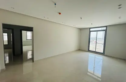 Apartment - 3 Bedrooms - 3 Bathrooms for sale in Hidd - Muharraq Governorate