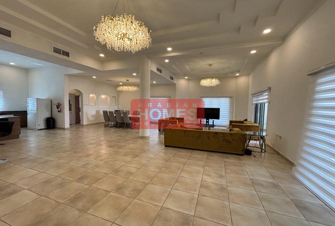 961438 - Property Image 2