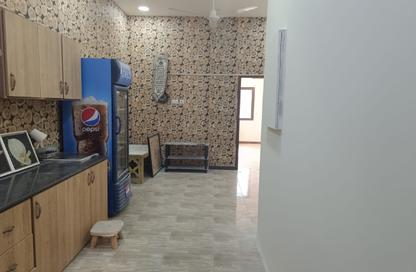 Apartment - 3 Bedrooms - 2 Bathrooms for rent in Tubli - Central Governorate