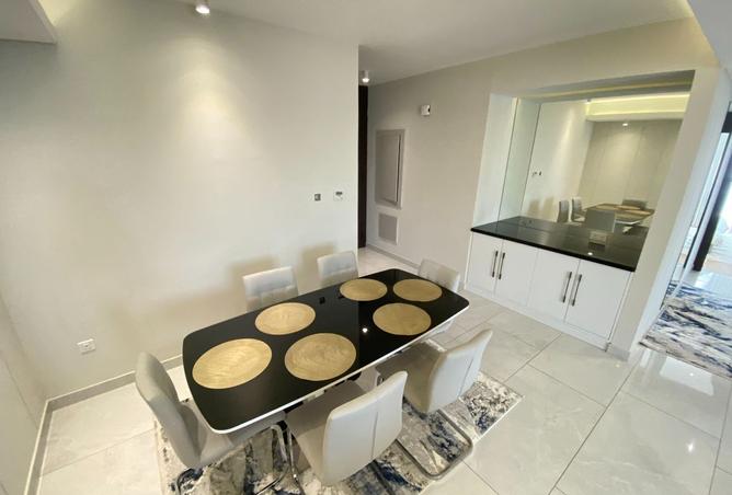 963402 - Property Image 2
