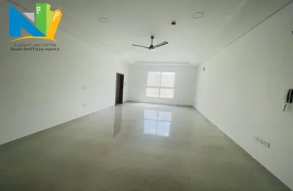 Empty Room image for: Apartment - 2 Bedrooms - 2 Bathrooms for rent in Tubli - Central Governorate, Image 1