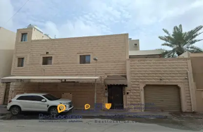 فيلا - 8 غرف نوم - 5 حمامات للبيع في جد علي - المحافظة الوسطى
