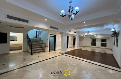 فيلا - 4 غرف نوم - 4 حمامات للايجار في الجنبية - المحافظة الشمالية