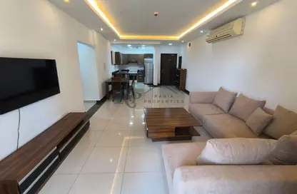 Apartment - 2 Bedrooms - 2 Bathrooms for rent in Busaiteen - Muharraq Governorate
