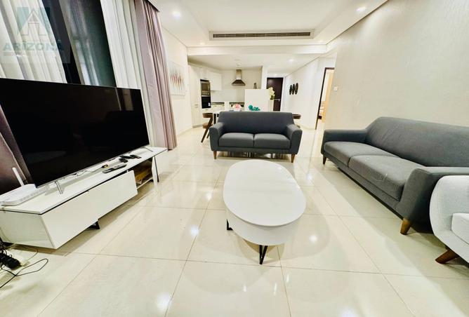 989801 - Property Image 2