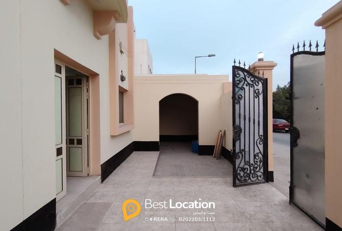 972392 - Property Image 2