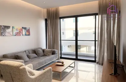 Apartment - 2 Bedrooms - 2 Bathrooms for rent in Mahooz - Manama - Capital Governorate