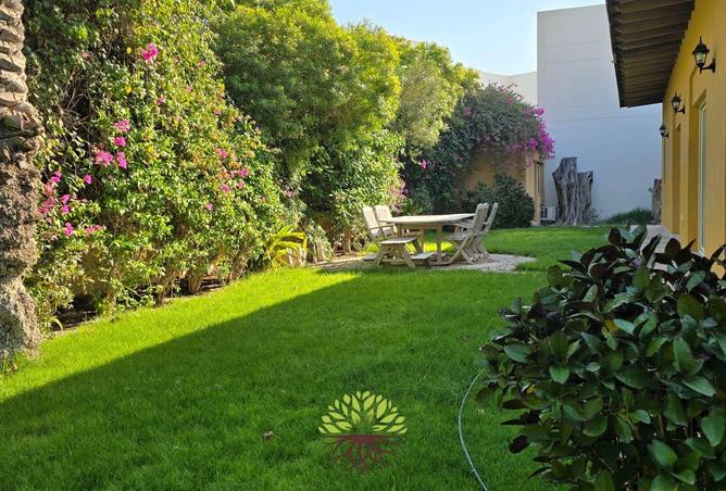 957608 - Property Image 2