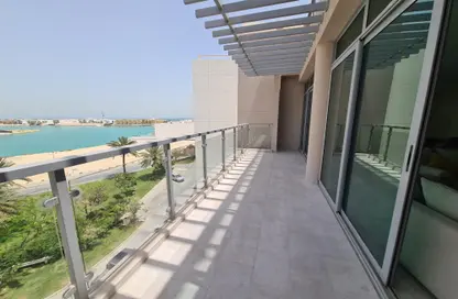 Balcony image for: Apartment - 3 Bedrooms - 5 Bathrooms for rent in Amwaj Homes - Amwaj Islands - Muharraq Governorate, Image 1