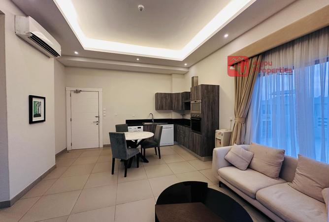 979629 - Property Image 2