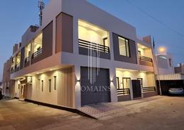 Villa - 4 bedrooms - 8 bathrooms for sale in A'Ali - Central Governorate