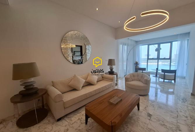 921384 - Property Image 2