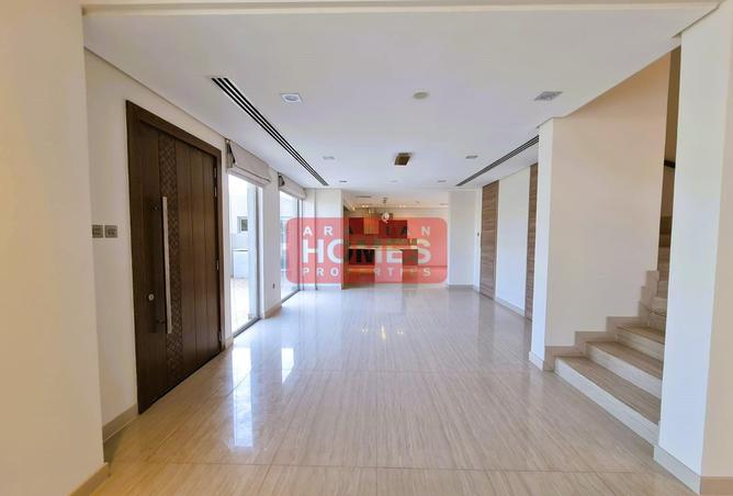 894190 - Property Image 2