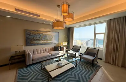 Apartment - 2 Bedrooms - 4 Bathrooms for rent in Al Juffair - Capital Governorate