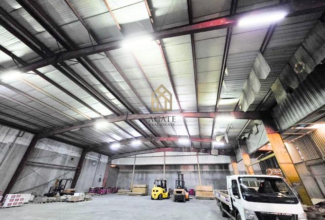 983549 - Property Image 3