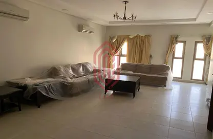 شقة - 3 غرف نوم - 4 حمامات للايجار في كرباباد - المنامة - محافظة العاصمة