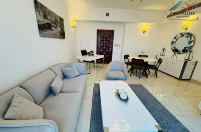 Apartment - 1 Bedroom - 2 Bathrooms for rent in Seef - Capital Governorate Apartment - 1 Bedroom - 2 Bathrooms for rent in Seef - Capital Governorate