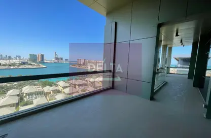 Penthouse - 3 Bedrooms - 5 Bathrooms for sale in Reef Island - Capital Governorate