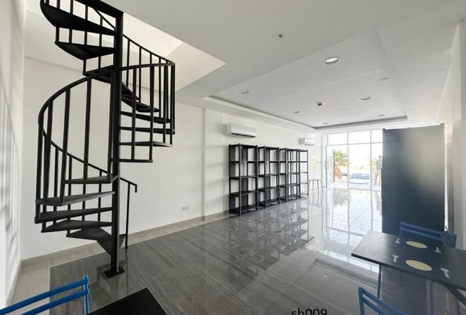 983067 - Property Main Image